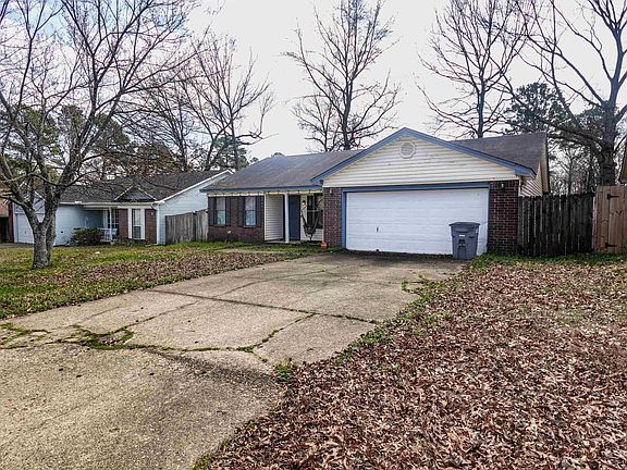 2nd image of 1007 Woodside Cv