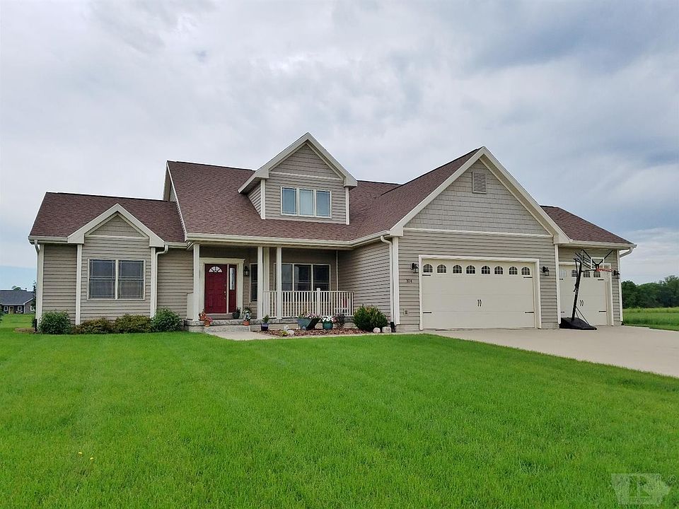 1st image of 104 Hill Rose Ln