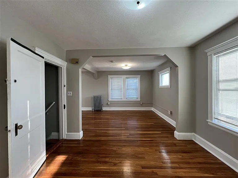 274 Chelsea St #1 — Photo 8