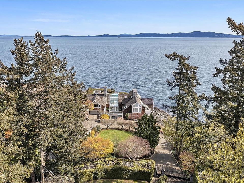 4035 Locarno Ln, Saanich, BC V8N 3Z9 MLS 903254 Zillow