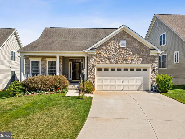 6331 Retriever Ln, Gainesville, VA 20155