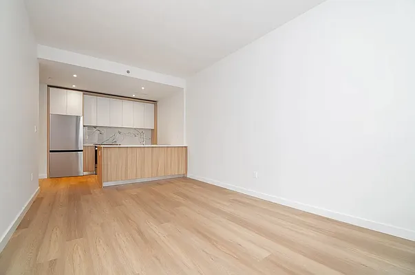 Rented by REAL New York | media 17