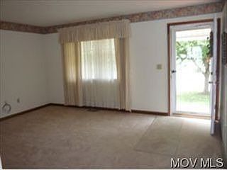 1st image of 1705 32nd St
