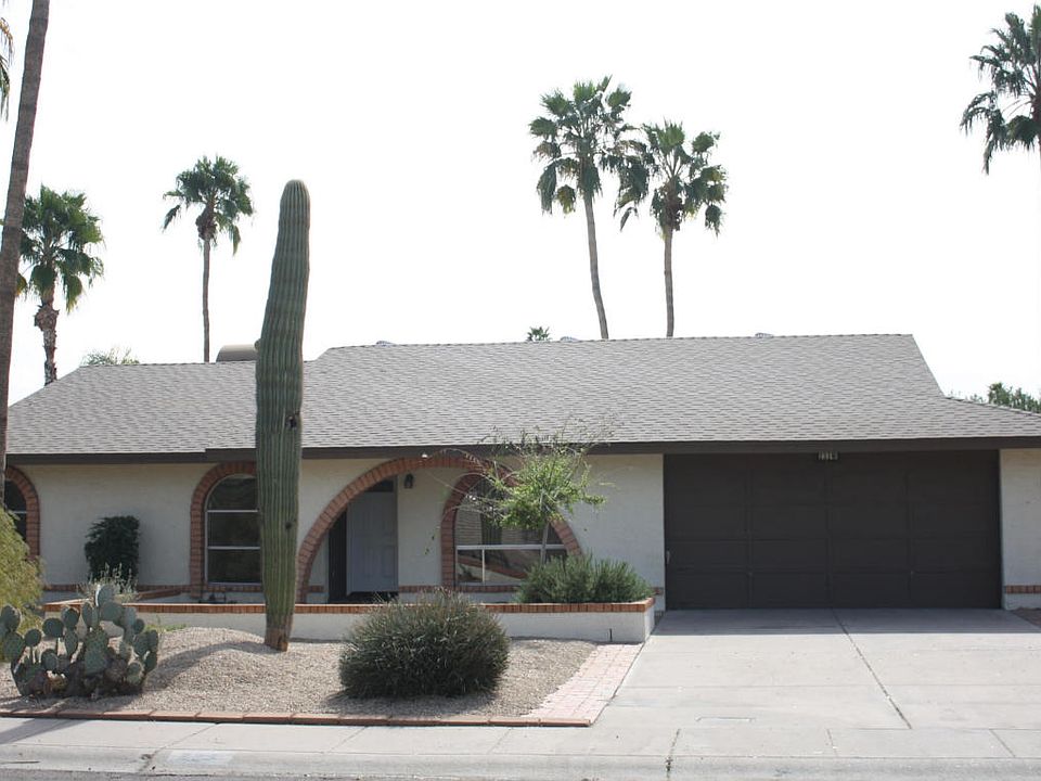 2nd image of 233 W Waltann Ln