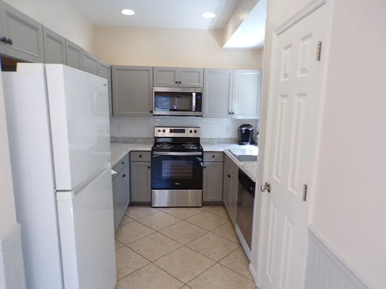 35 Bellhaven Way — Photo 4