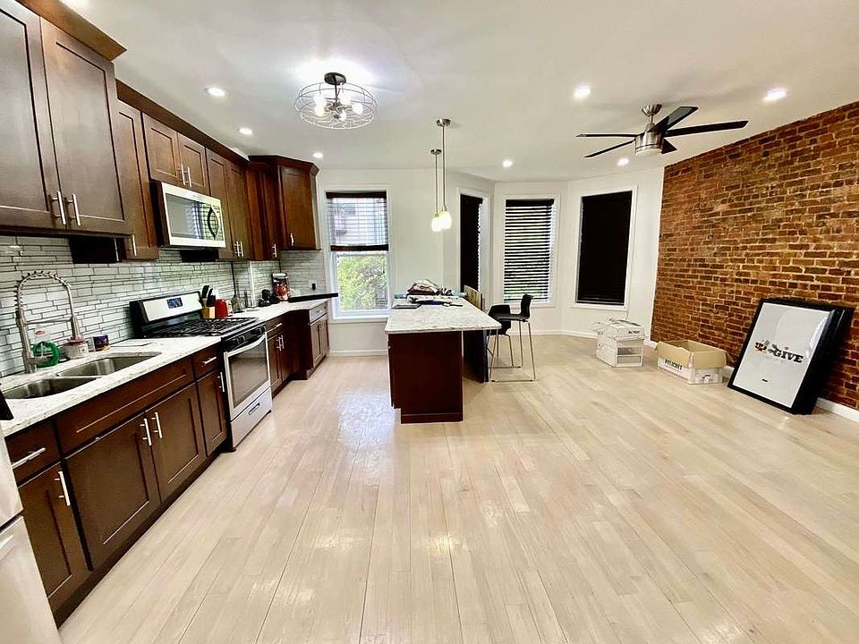 1st image of 404 Marion St #2F