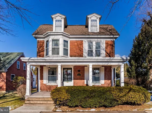 3108 Dickinson Ave, Camp Hill, PA 17011