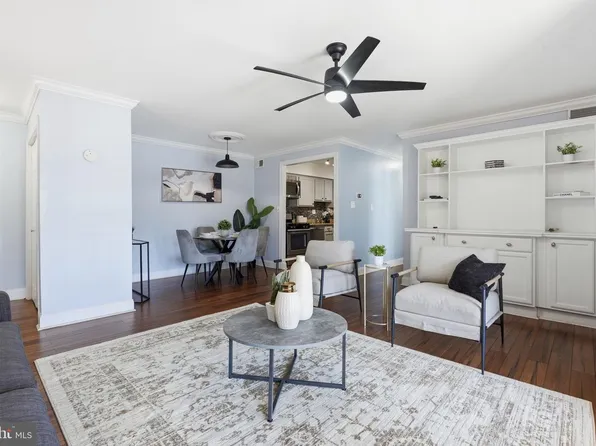 1138 S Washington St APT 204, Falls Church, VA 22046