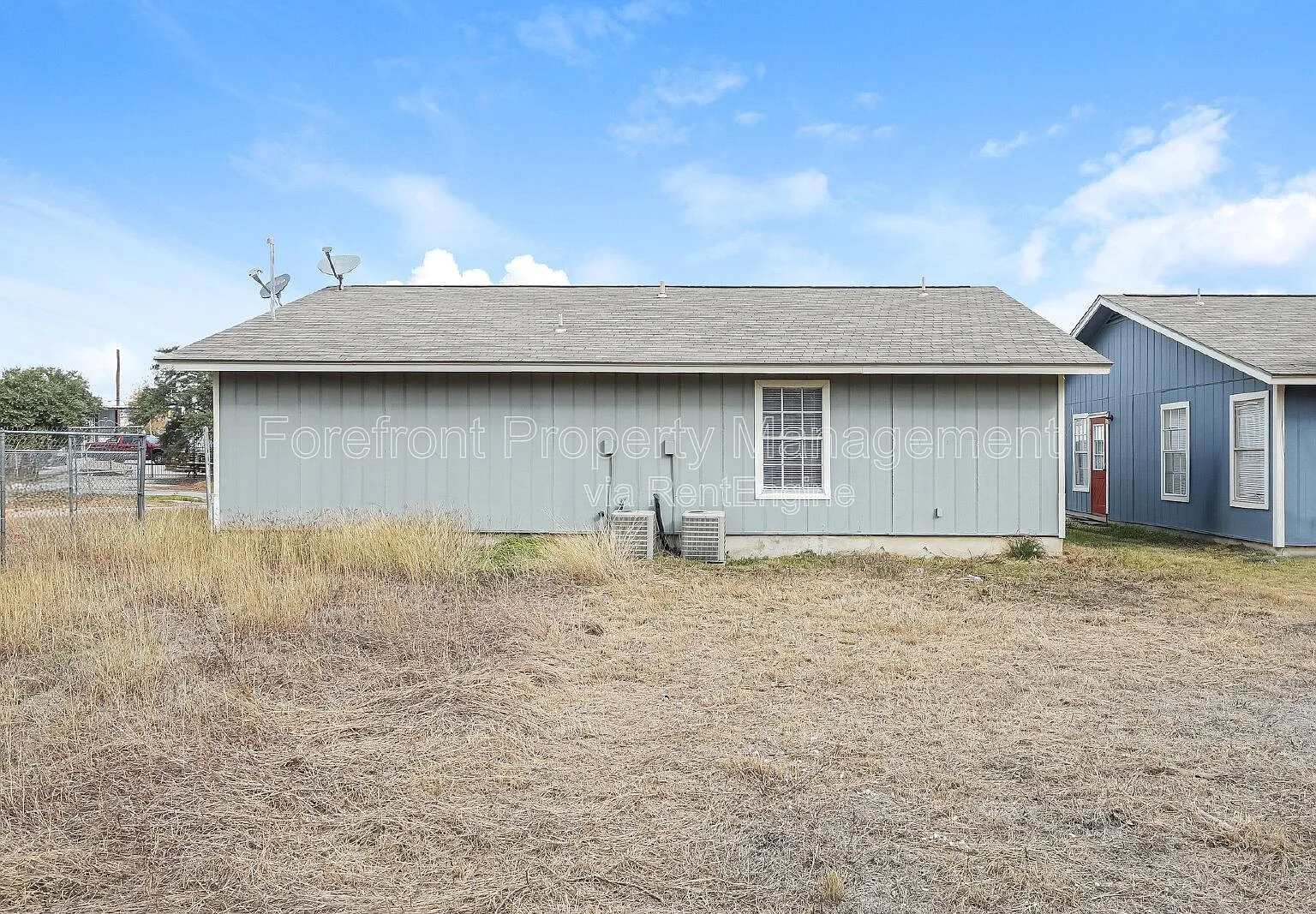 2 bed, 1.0 bath, 767 sqft, $998 — Photo 3