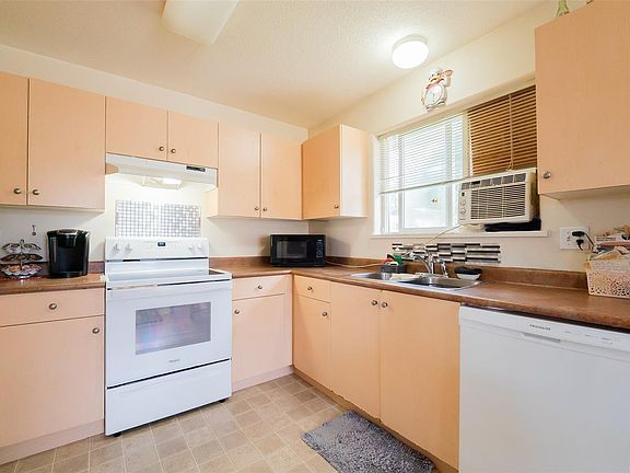 2nd image of 297 Harwell Rd