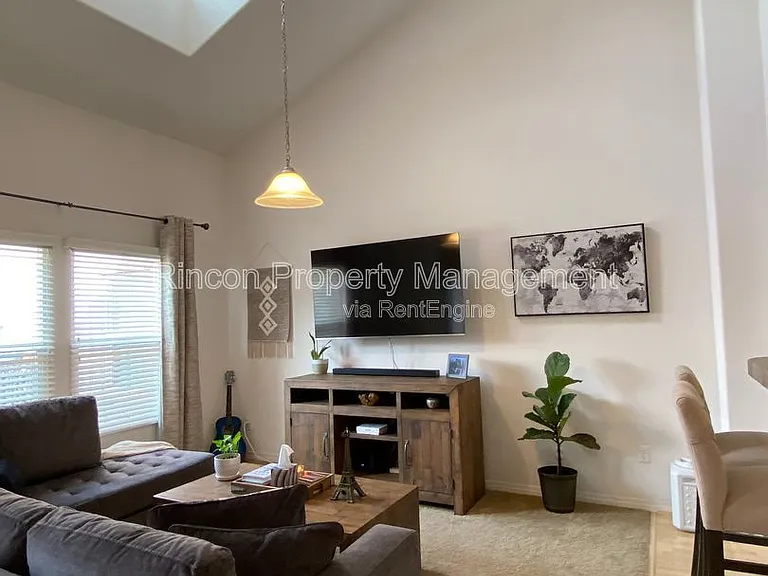 11216 Snapdragon St — Photo 2