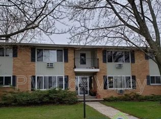 1135 Moreland St #4, Oshkosh, WI 54902