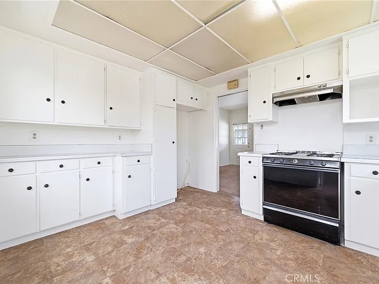 6268 N Muscatel Ave — Photo 13