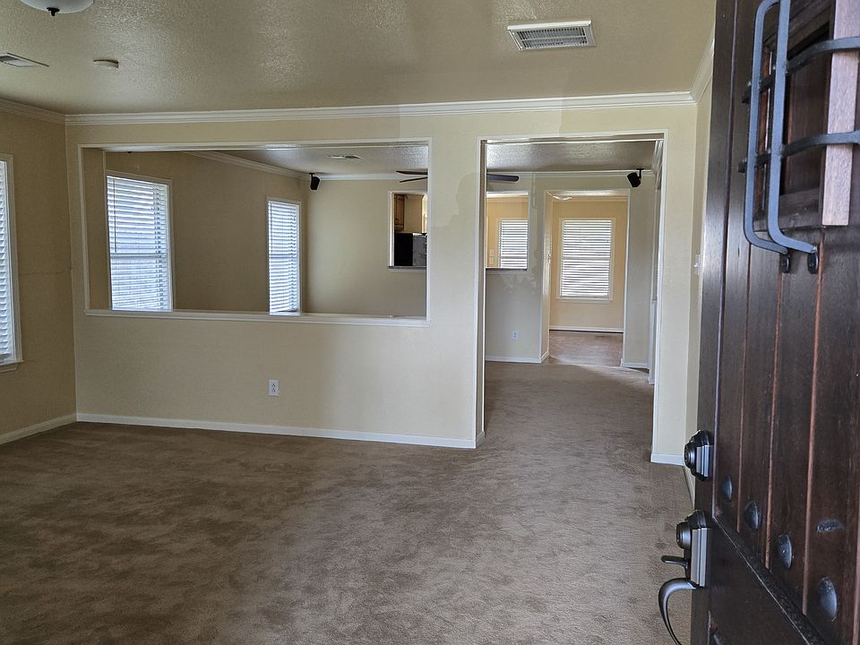 1st image of 3506 Lexington Cmn