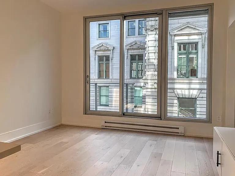 1075 Market St #409 — Photo 5