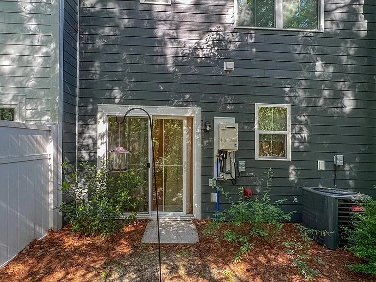 307 Grand Palm Ln — Photo 17
