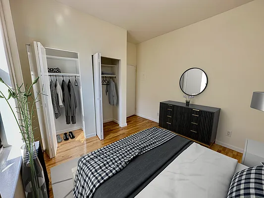 Rented by Owner | media 18