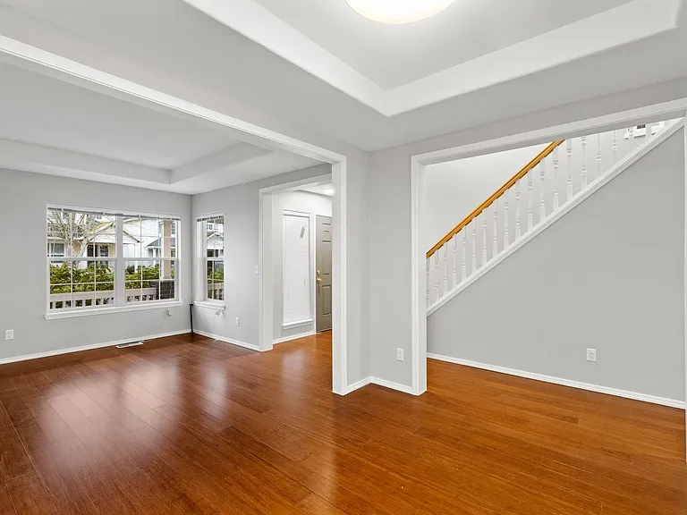17190 NW Elk Run Dr — Photo 2