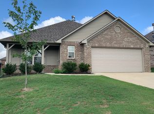 932 Alise Cir, Fultondale, AL 35068