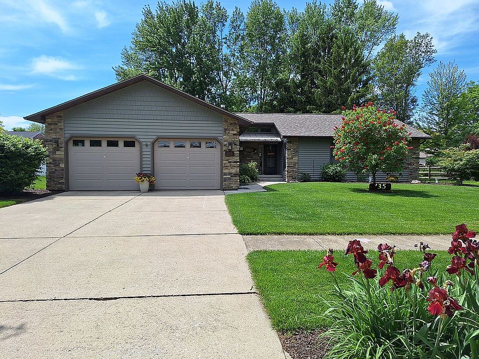 1st image of 735 McKinley Dr