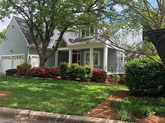 3rd image of 2 Stonewater Pl