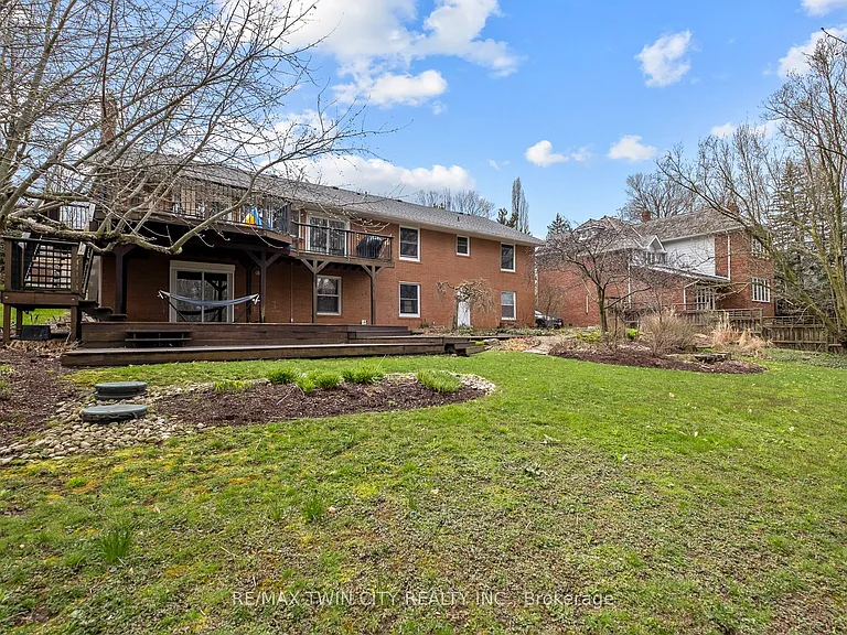 36 Maple Hill Dr — Photo 30