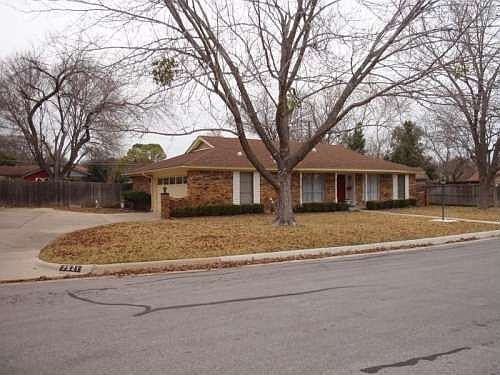 2nd image of 7521 Overhill Rd
