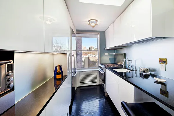 Rented by Town Residential | media 20