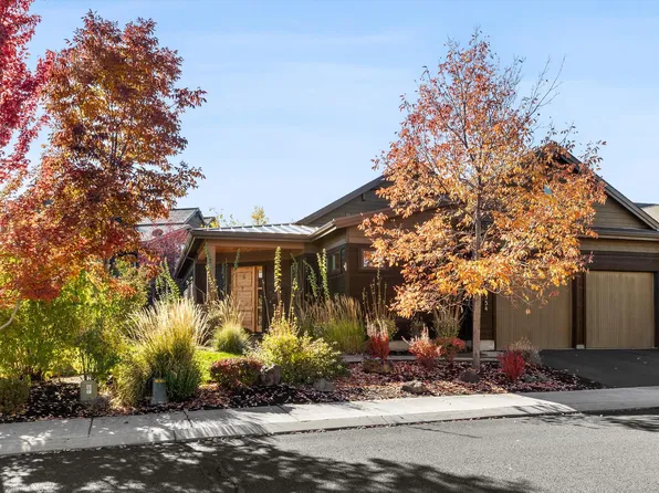 61354 Triple Knot Rd, Bend, OR 97702