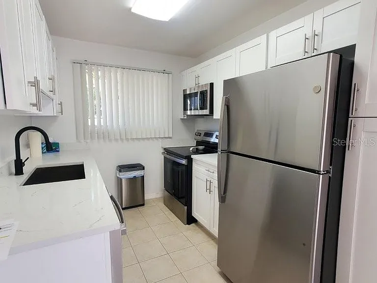 150 Harborside Ave #102 — Photo 14