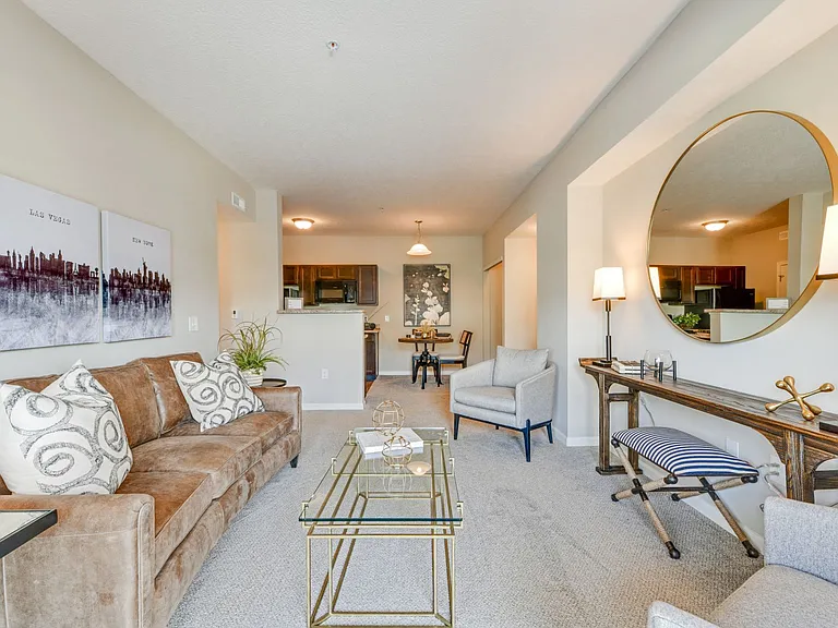 Austin Place Apartments — Photo 1