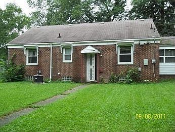 2nd image of 20906 Avon Ln