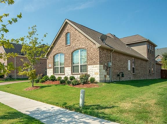 3rd image of 14675 Oriental Dr