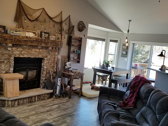 Open concept living & dining