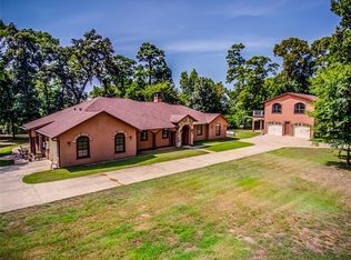 1370 Barretts Landing Rd, Trinity, TX 75862