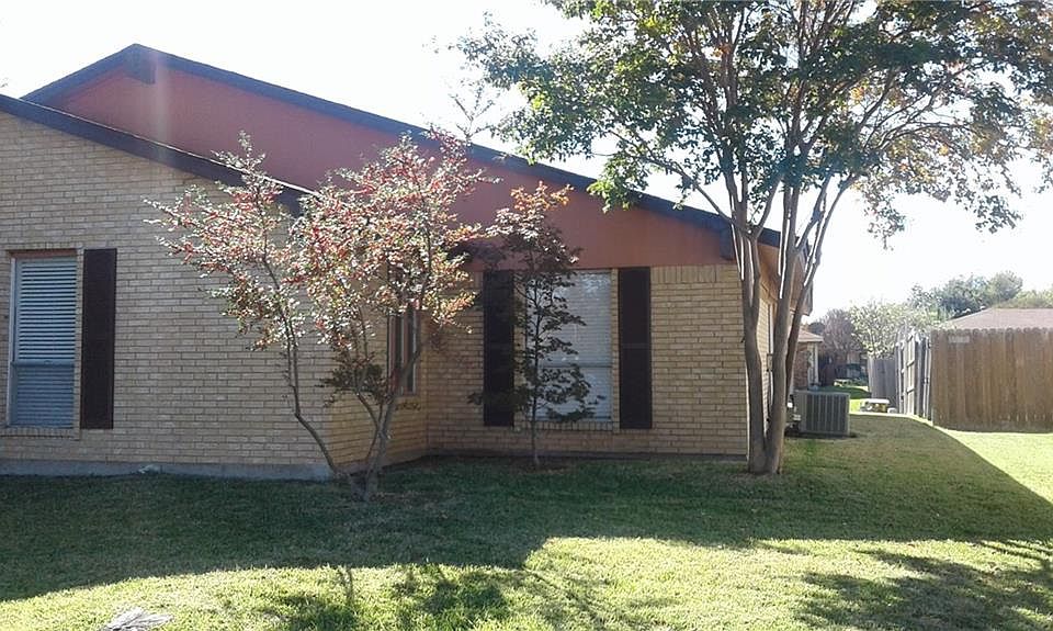 1st image of 5305 Heather Glen Dr