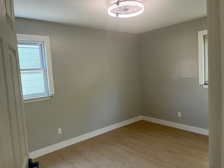1006 Mercer Dr — Photo 5