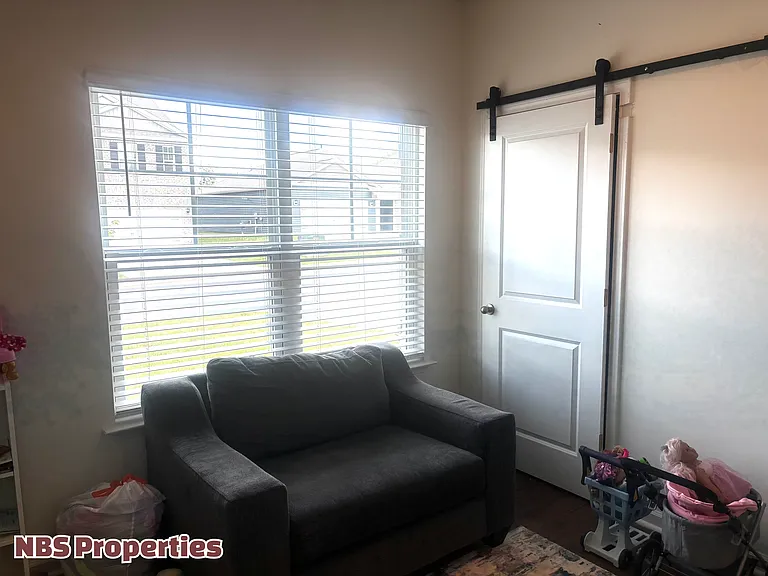12308 Manhattan Ln — Photo 20