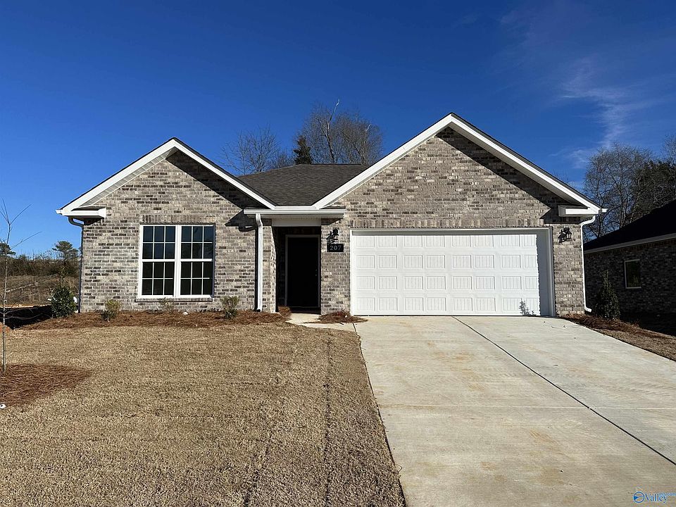 1st image of 207 Sunny Springs Ct