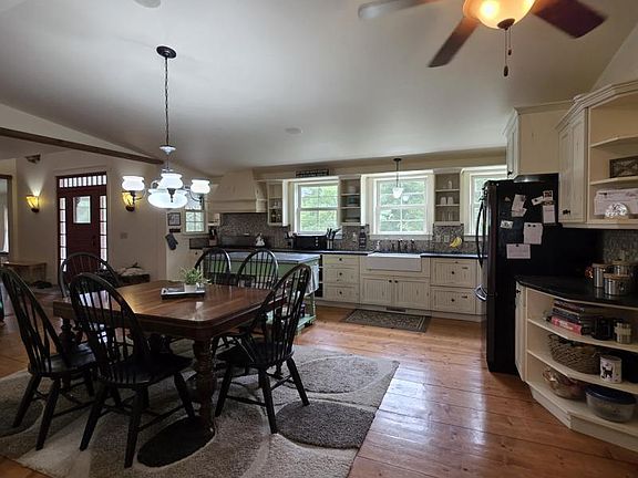 2nd image of 3850 English Rd