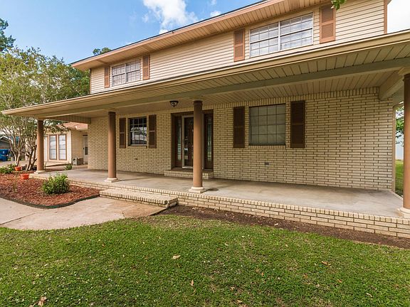 2nd image of 1606 N Bertrand Dr