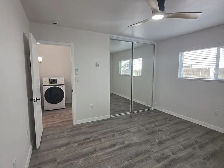 4160 Illinois St. — Photo 11
