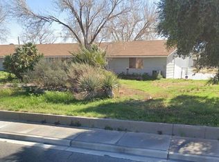 165 E Windmill Ln, Las Vegas, NV 89123