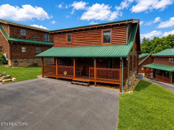 612 Cherry Blossom Way, Pigeon Forge, TN 37863