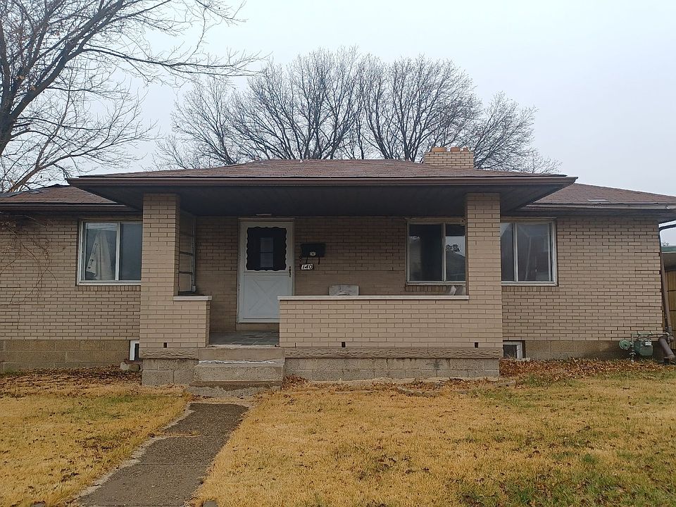 1st image of 140 Magnolia St