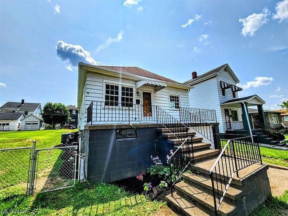 2nd image of 442 Sinclair Ave