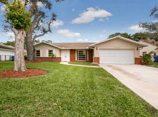 121 Sandpiper Ave, Royal Palm Beach, FL 33411
