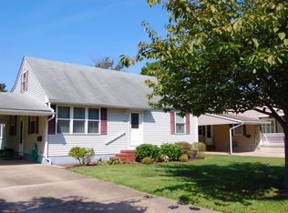 505 Lakeview Dr, Swedesboro, NJ 08085