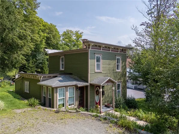 4 N 5th St, Oneonta, NY 13820