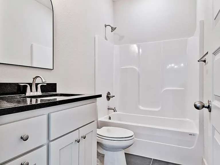 65 N Bibury Ln — Photo 14